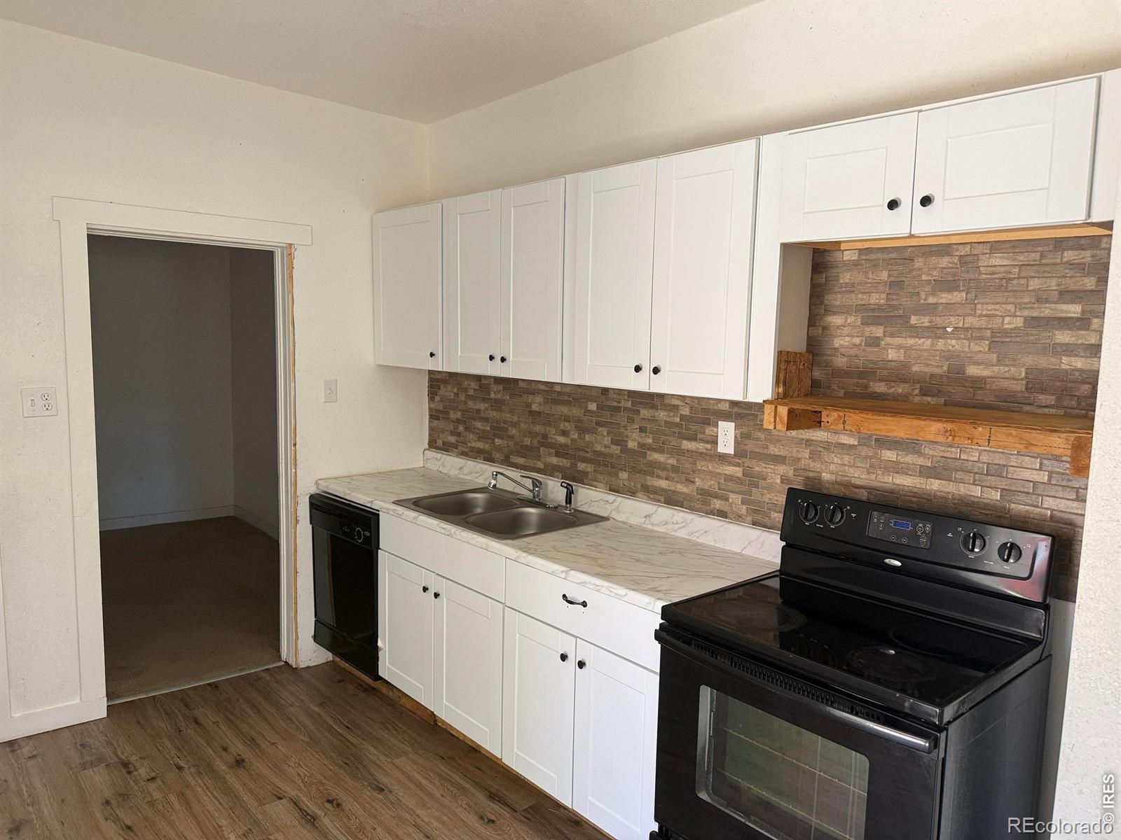 MLS Image #4 for 165  bent avenue,akron, Colorado