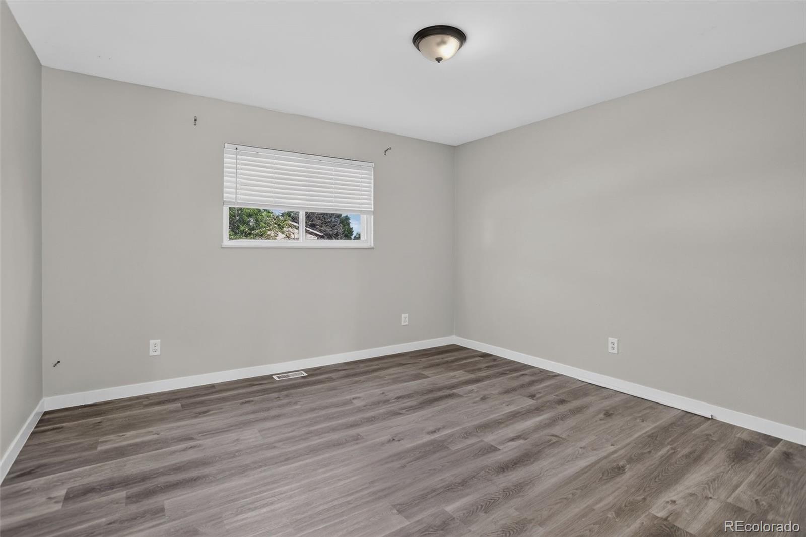 MLS Image #13 for 9968  clayton street,denver, Colorado