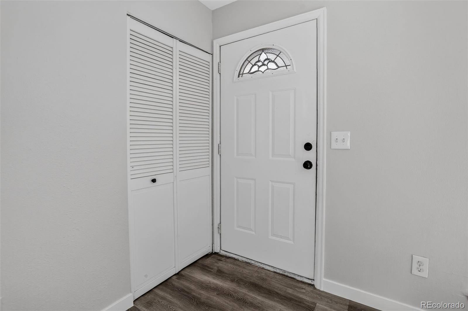 MLS Image #4 for 9968  clayton street,denver, Colorado