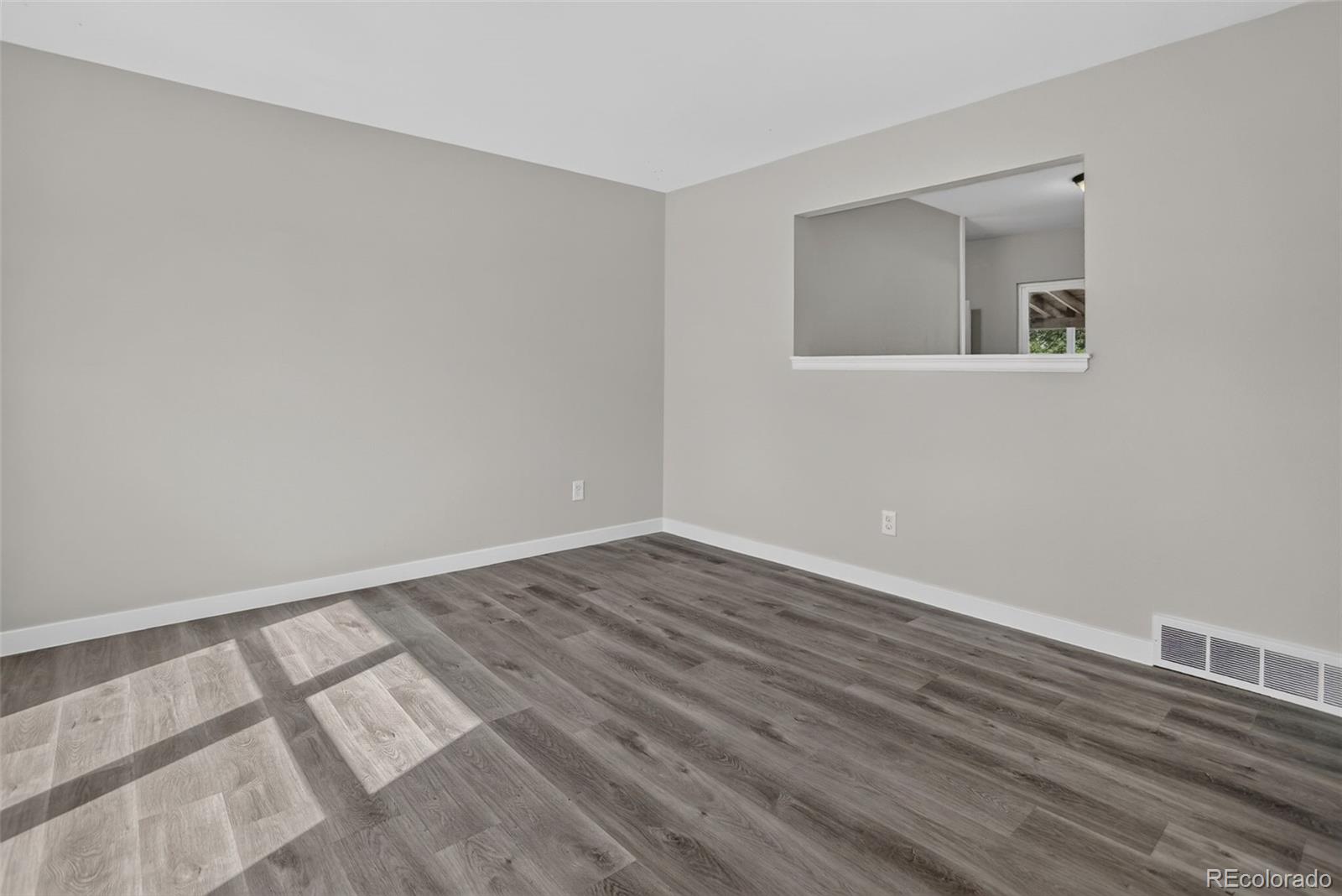 MLS Image #5 for 9968  clayton street,denver, Colorado