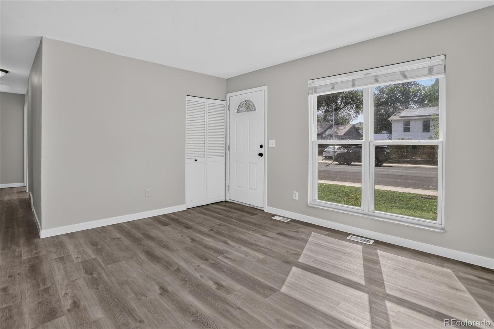 MLS Image #7 for 9968  clayton street,denver, Colorado