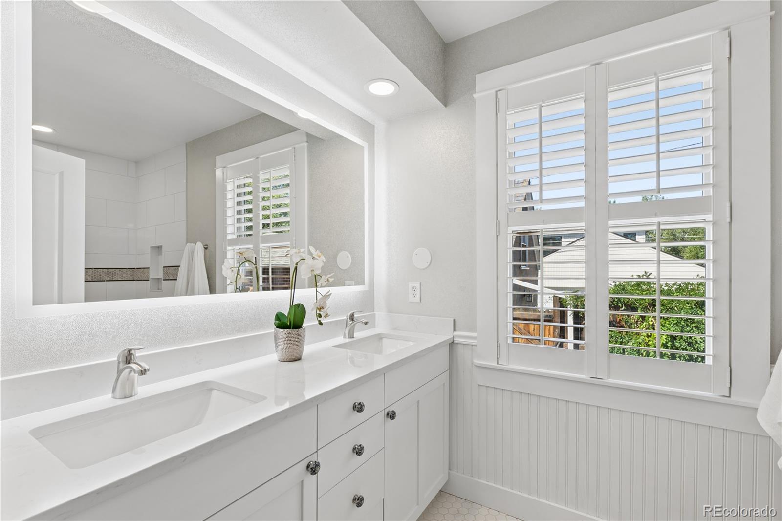 MLS Image #19 for 329 s williams street,denver, Colorado