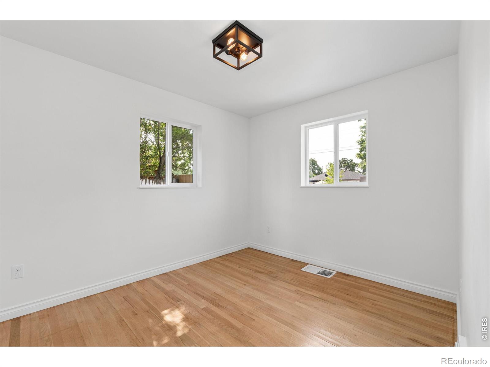 MLS Image #12 for 3340 e martin luther king jr boulevard,denver, Colorado