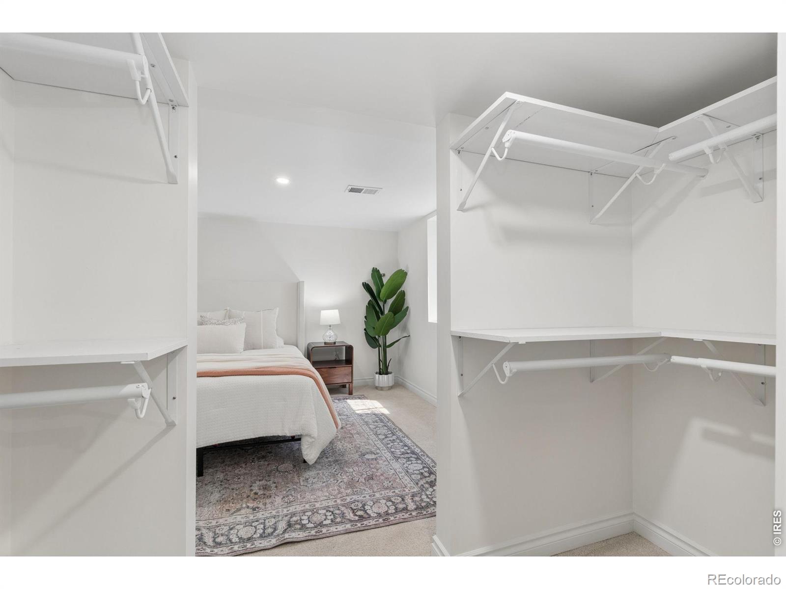 MLS Image #22 for 3340 e martin luther king jr boulevard,denver, Colorado