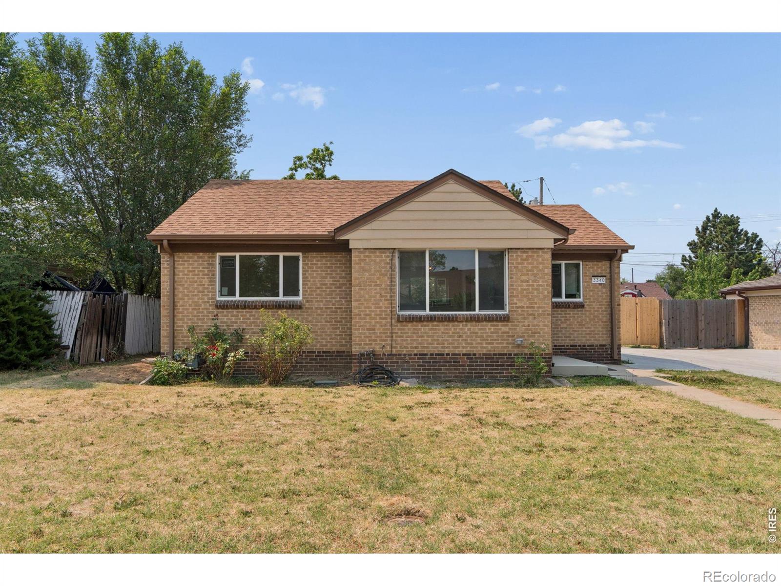 MLS Image #29 for 3340 e martin luther king jr boulevard,denver, Colorado