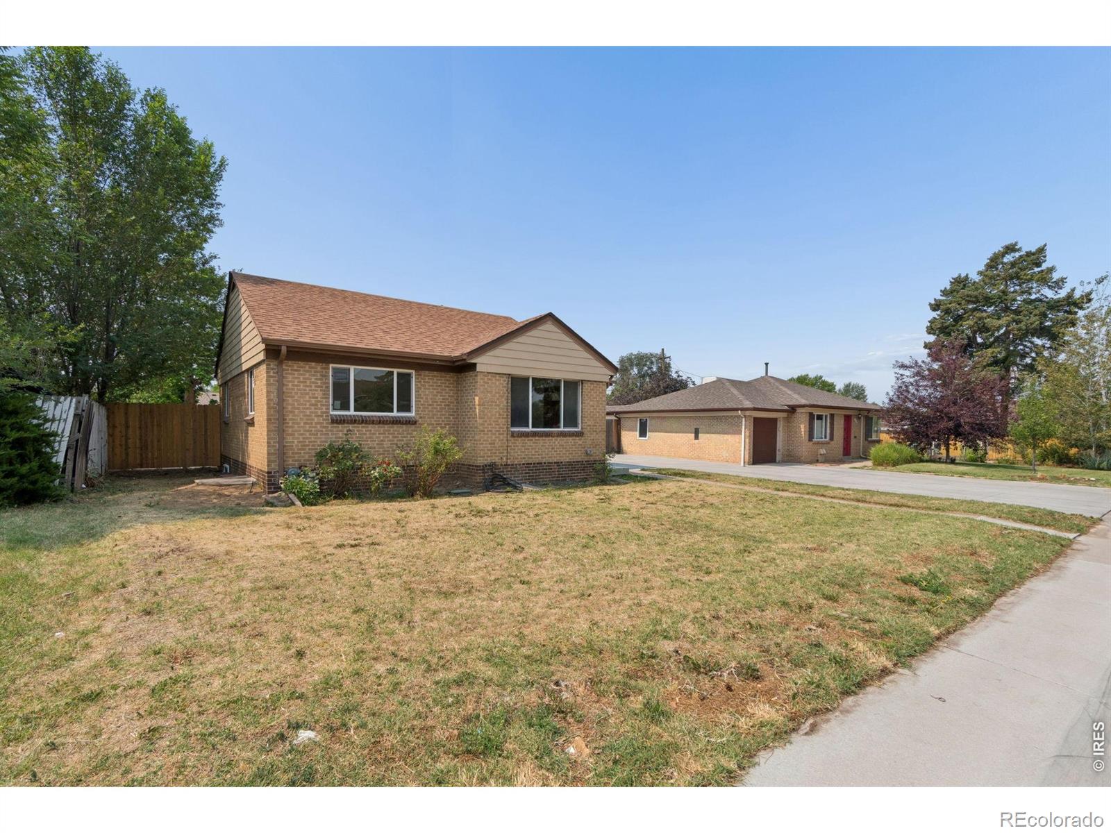MLS Image #30 for 3340 e martin luther king jr boulevard,denver, Colorado