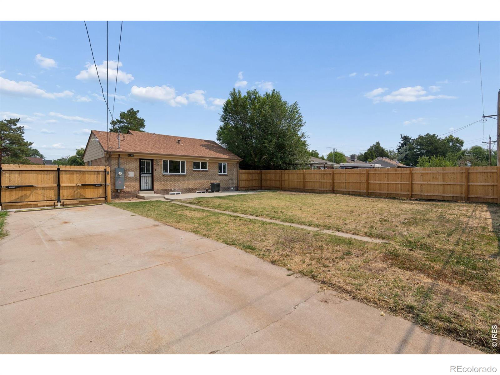 MLS Image #33 for 3340 e martin luther king jr boulevard,denver, Colorado