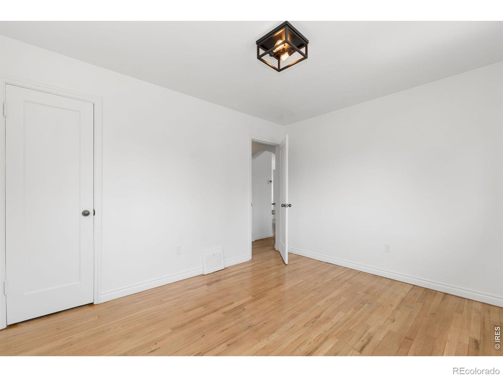 MLS Image #9 for 3340 e martin luther king jr boulevard,denver, Colorado