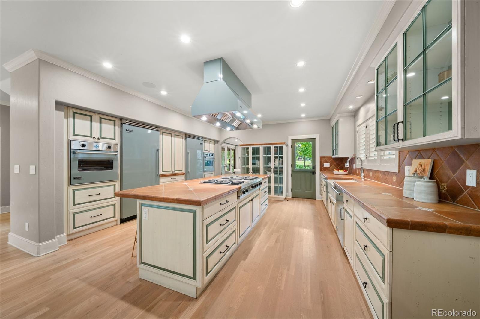 MLS Image #12 for 1034 s franklin street,denver, Colorado