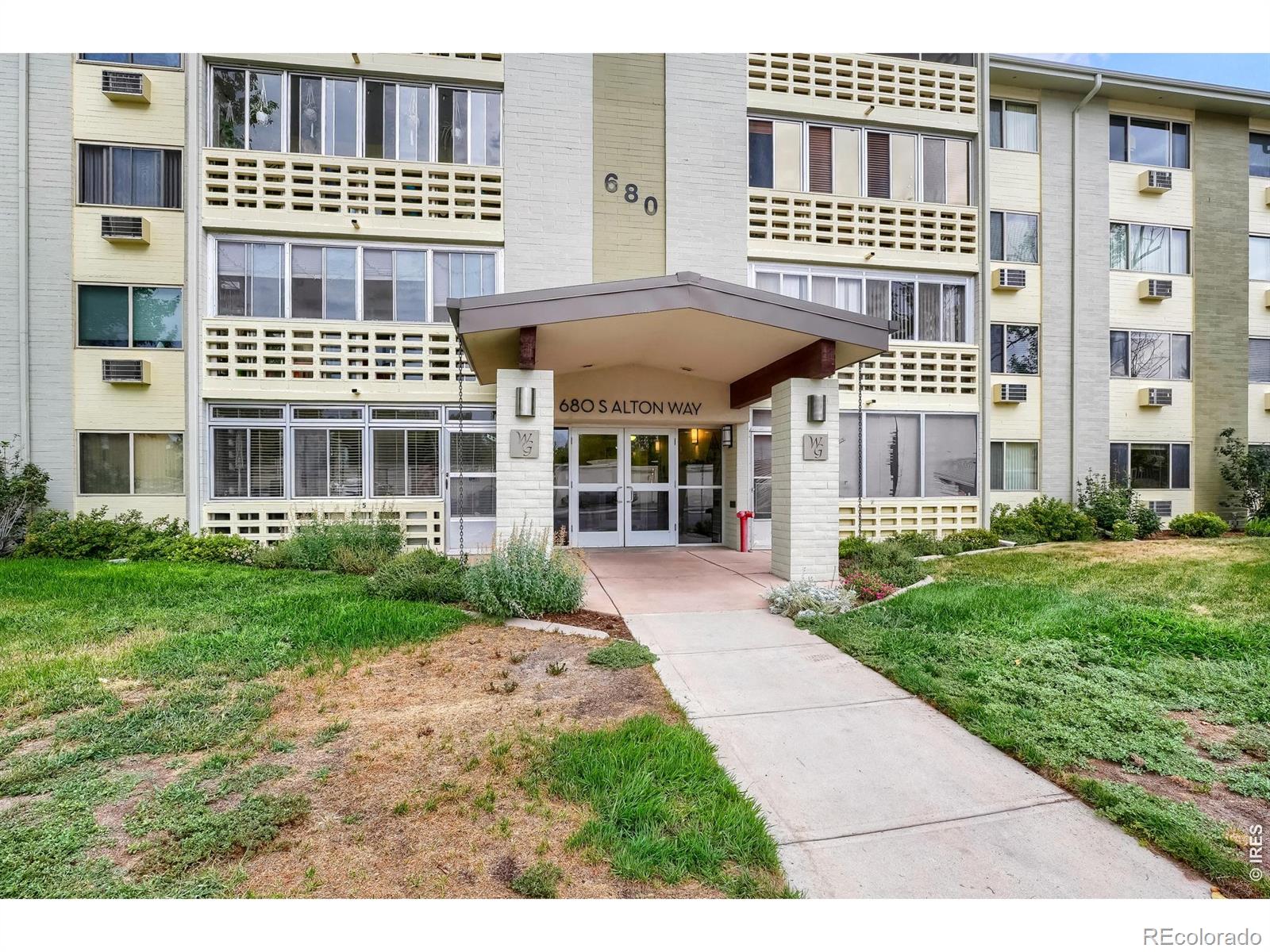 MLS Image #10 for 680 s alton way,denver, Colorado