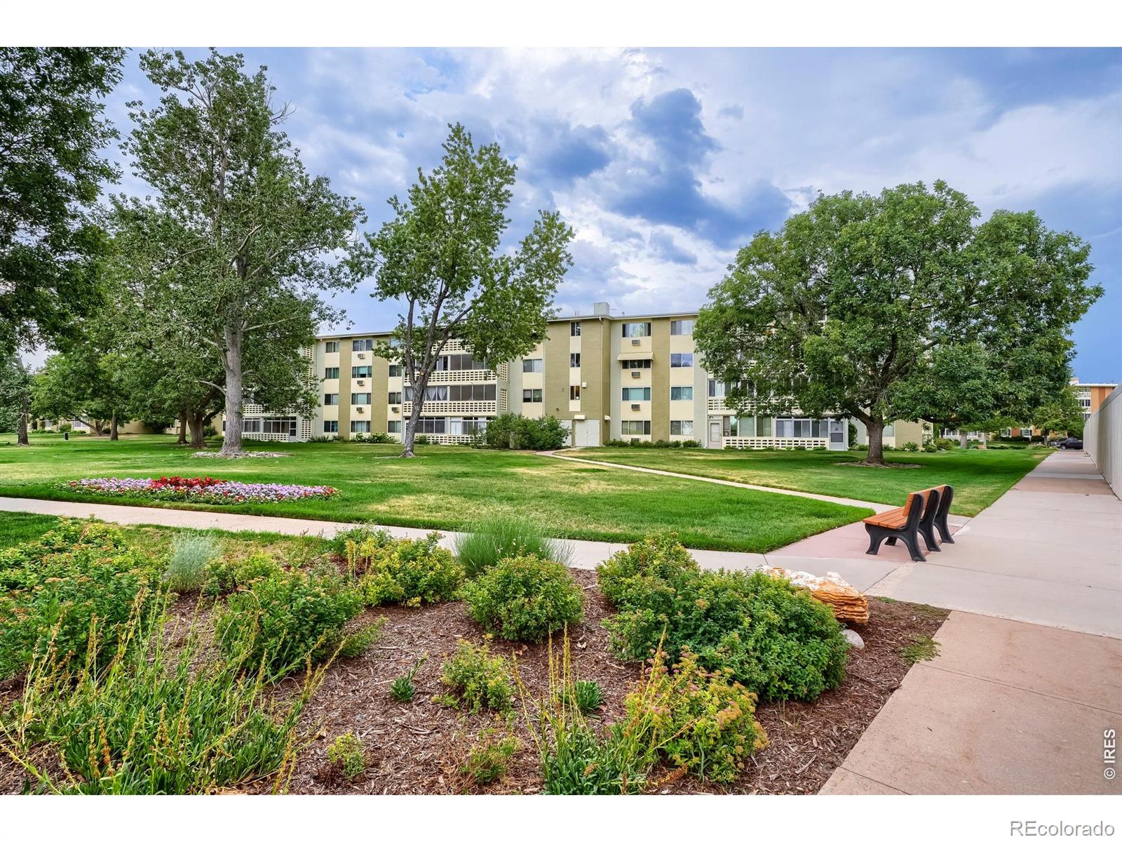 MLS Image #11 for 680 s alton way,denver, Colorado