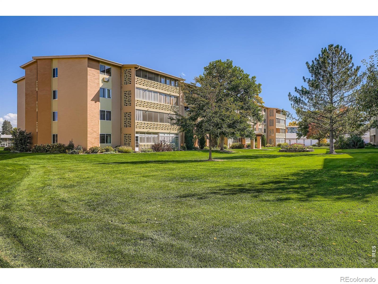 MLS Image #29 for 680 s alton way,denver, Colorado