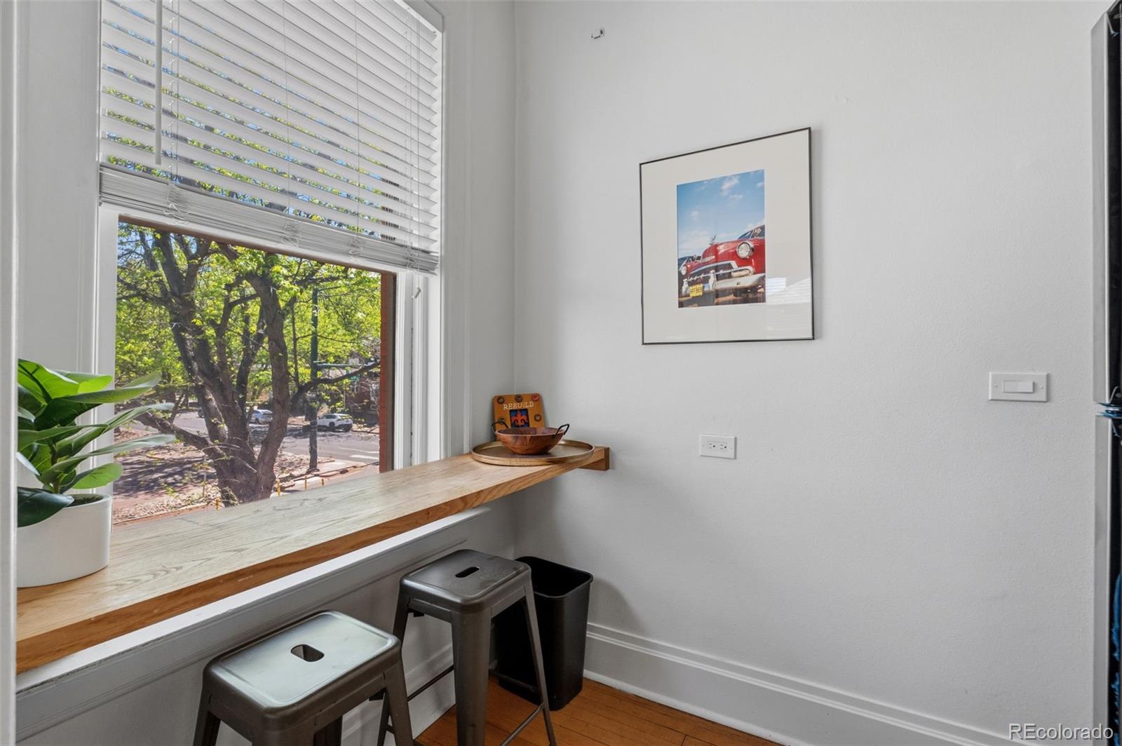 MLS Image #12 for 1401 n franklin street,denver, Colorado