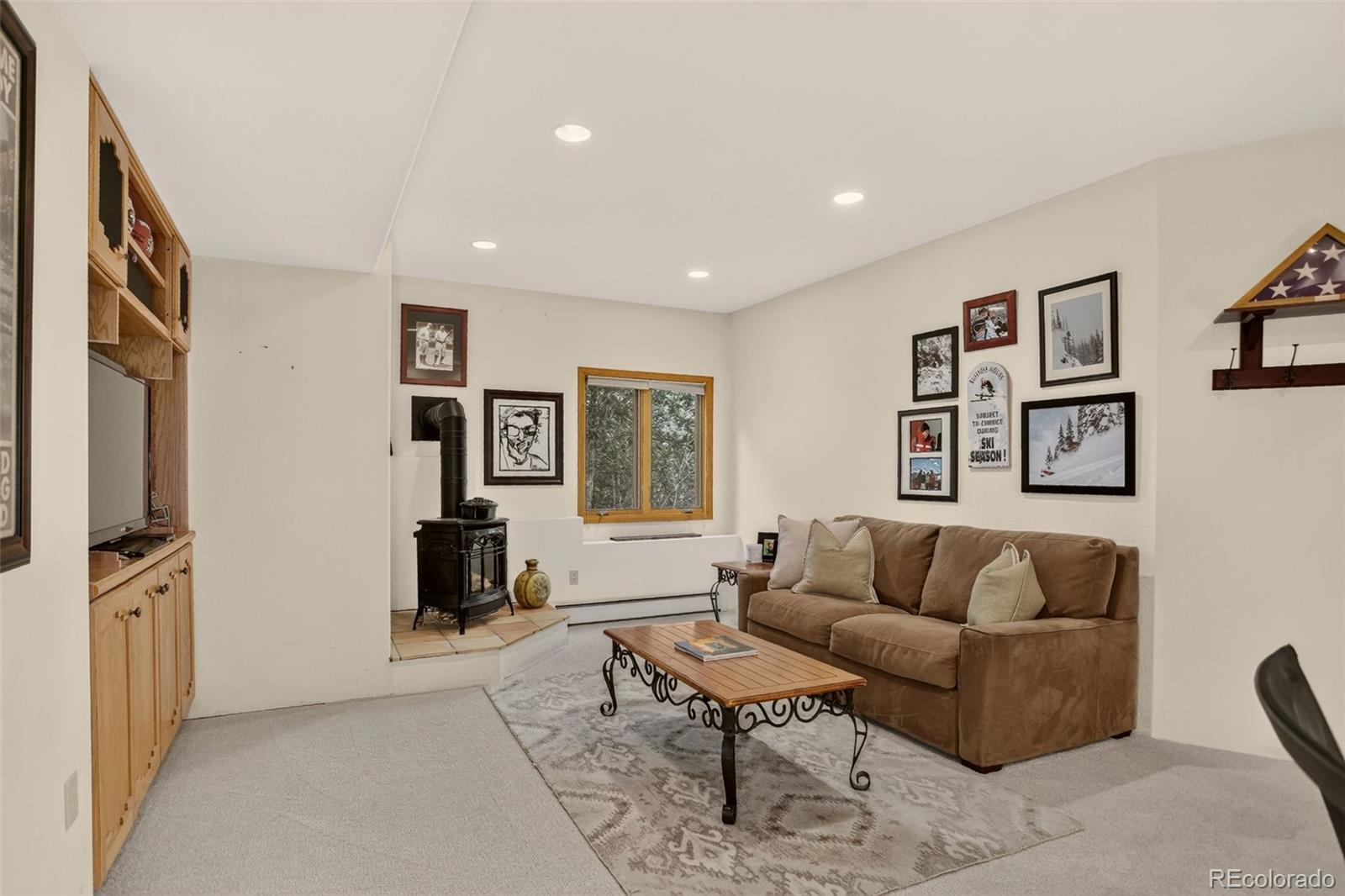 MLS Image #38 for 9193 s buffalo drive,littleton, Colorado