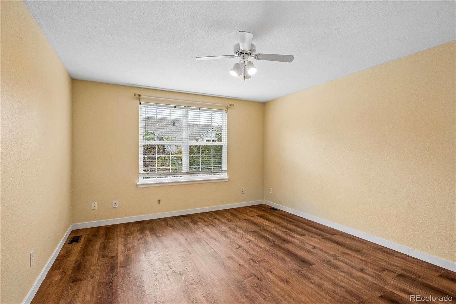 MLS Image #18 for 2976 w long drive a,littleton, Colorado