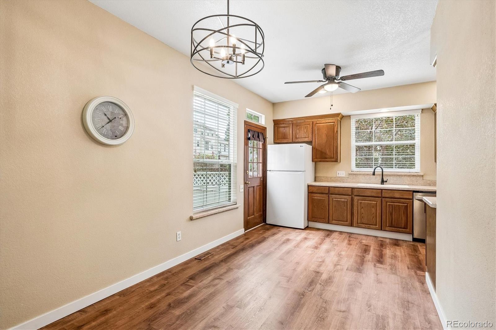 MLS Image #6 for 2976 w long drive a,littleton, Colorado