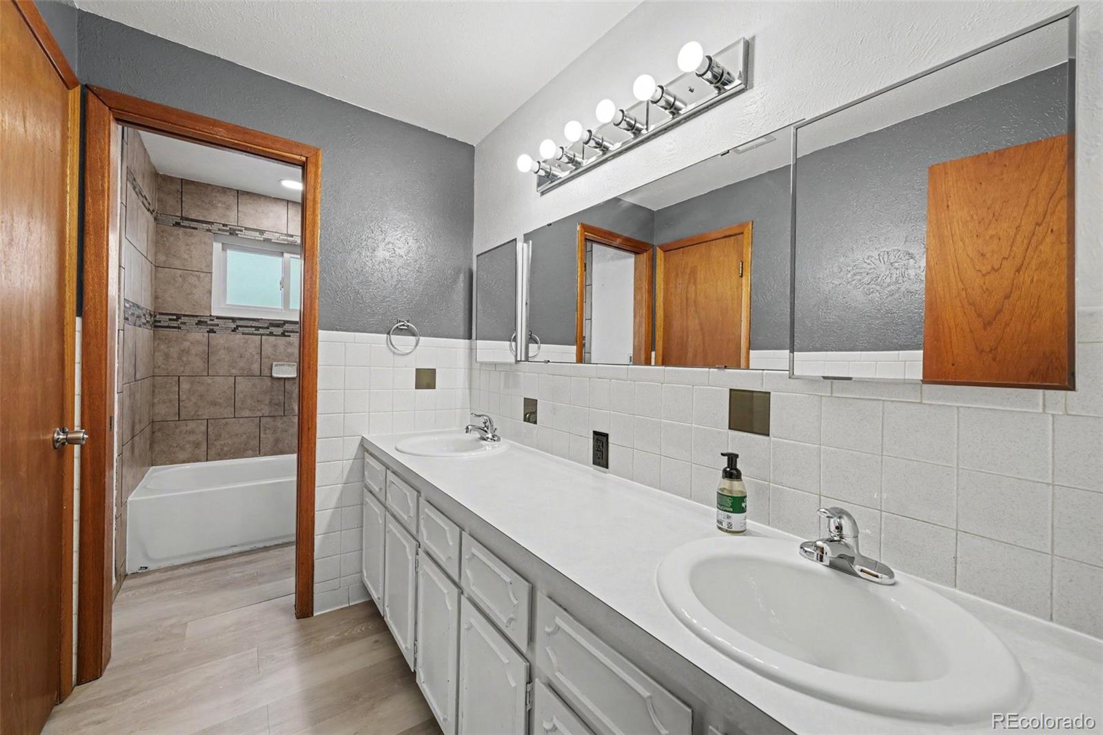 MLS Image #12 for 117  35th sw street,loveland, Colorado