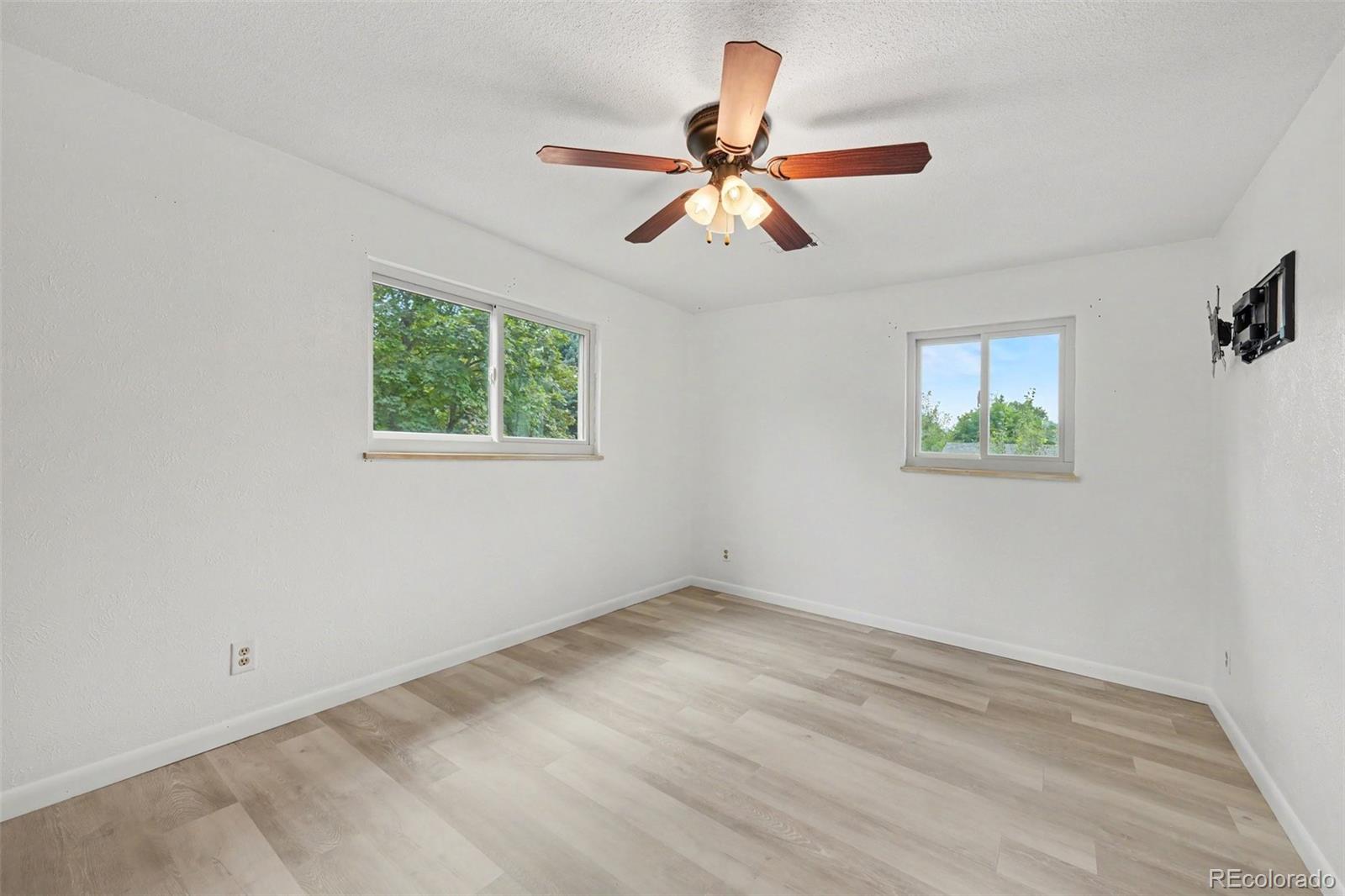 MLS Image #13 for 117  35th sw street,loveland, Colorado