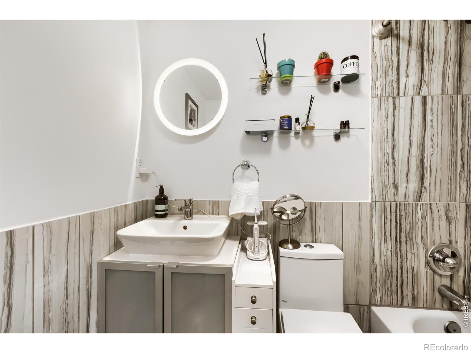 MLS Image #8 for 1270 n marion street,denver, Colorado