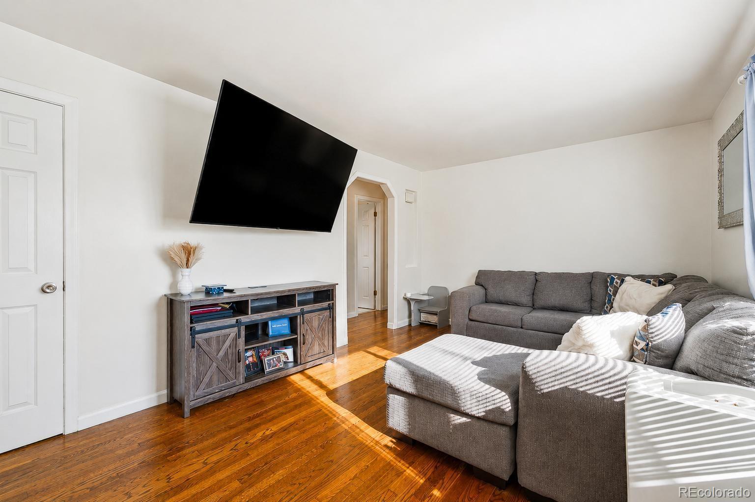 MLS Image #1 for 931 s canosa court,denver, Colorado