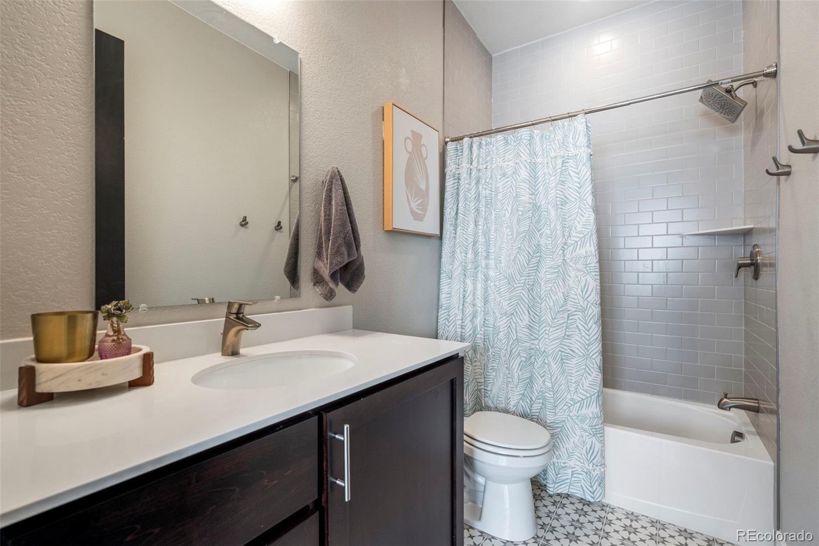 MLS Image #18 for 1615  harlan street 2,lakewood, Colorado