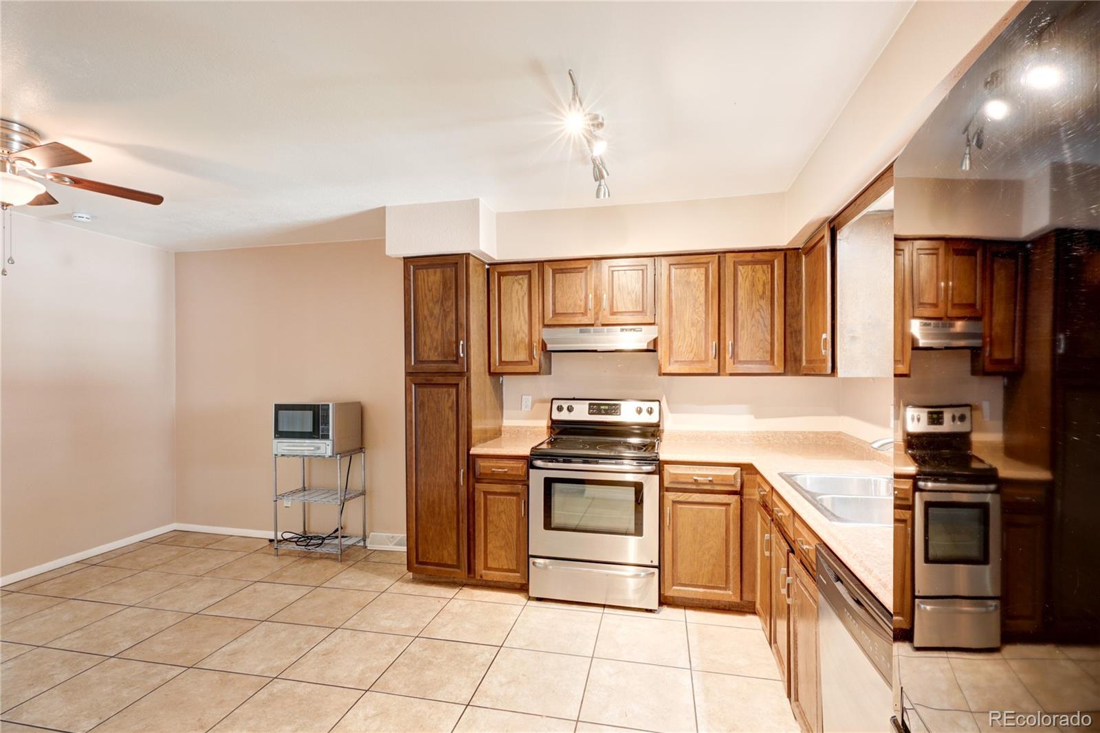 MLS Image #14 for 2826 s wheeling way,aurora, Colorado