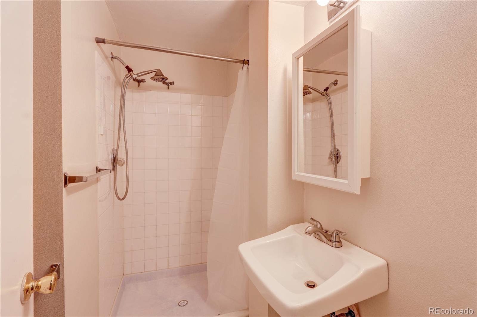 MLS Image #39 for 2826 s wheeling way,aurora, Colorado