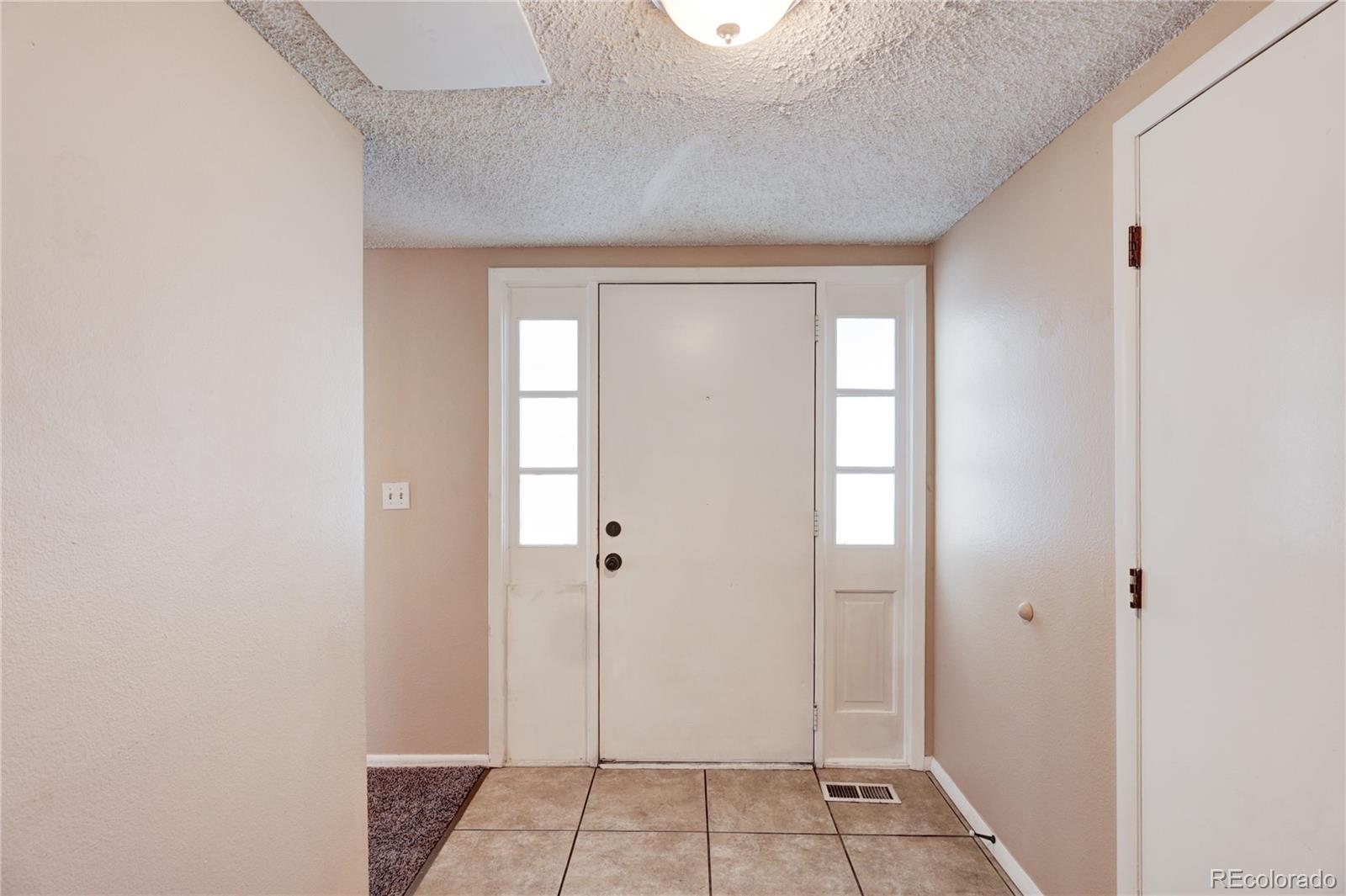 MLS Image #4 for 2826 s wheeling way,aurora, Colorado