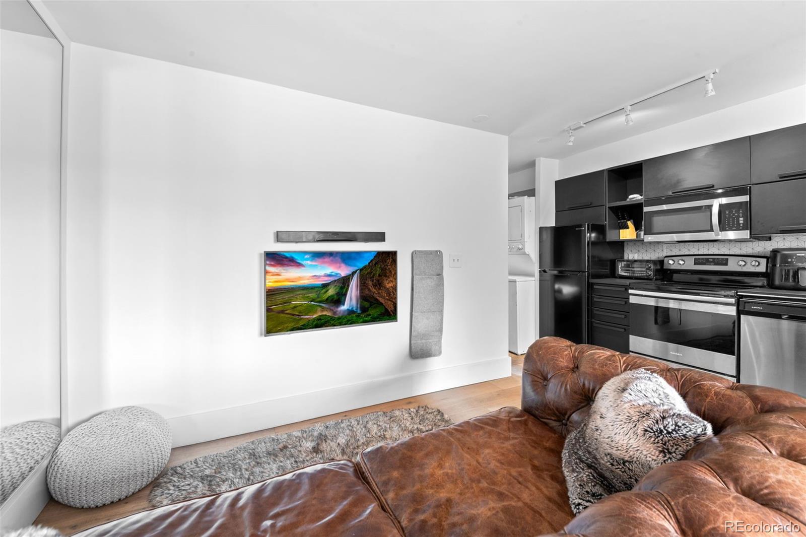 MLS Image #12 for 1140 n downing street 305,denver, Colorado