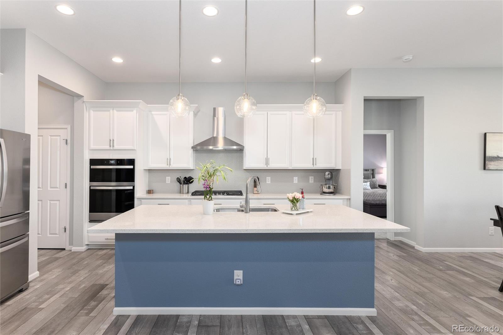 MLS Image #4 for 6807 s riverwood way,aurora, Colorado