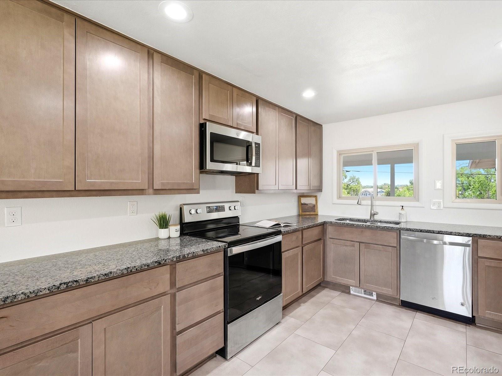 MLS Image #12 for 9420 w 51st avenue,arvada, Colorado