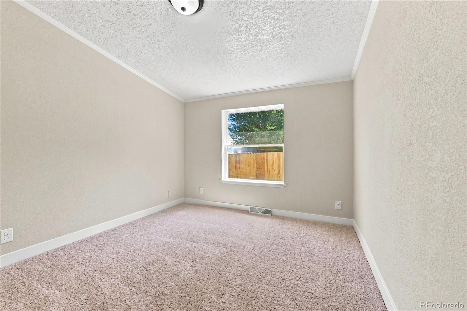 MLS Image #12 for 106  county road 37 ,lochbuie, Colorado