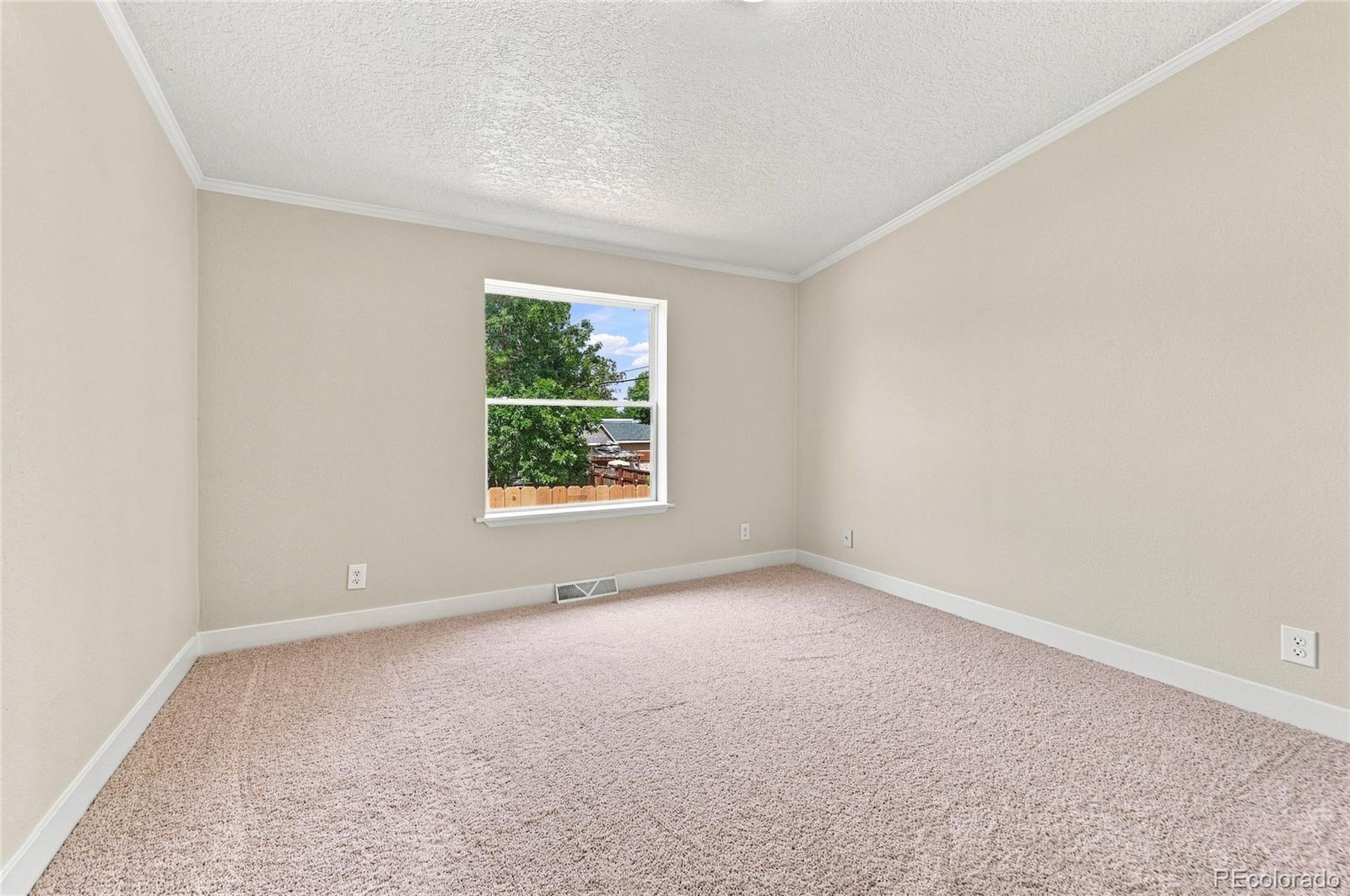 MLS Image #13 for 106  county road 37 ,lochbuie, Colorado