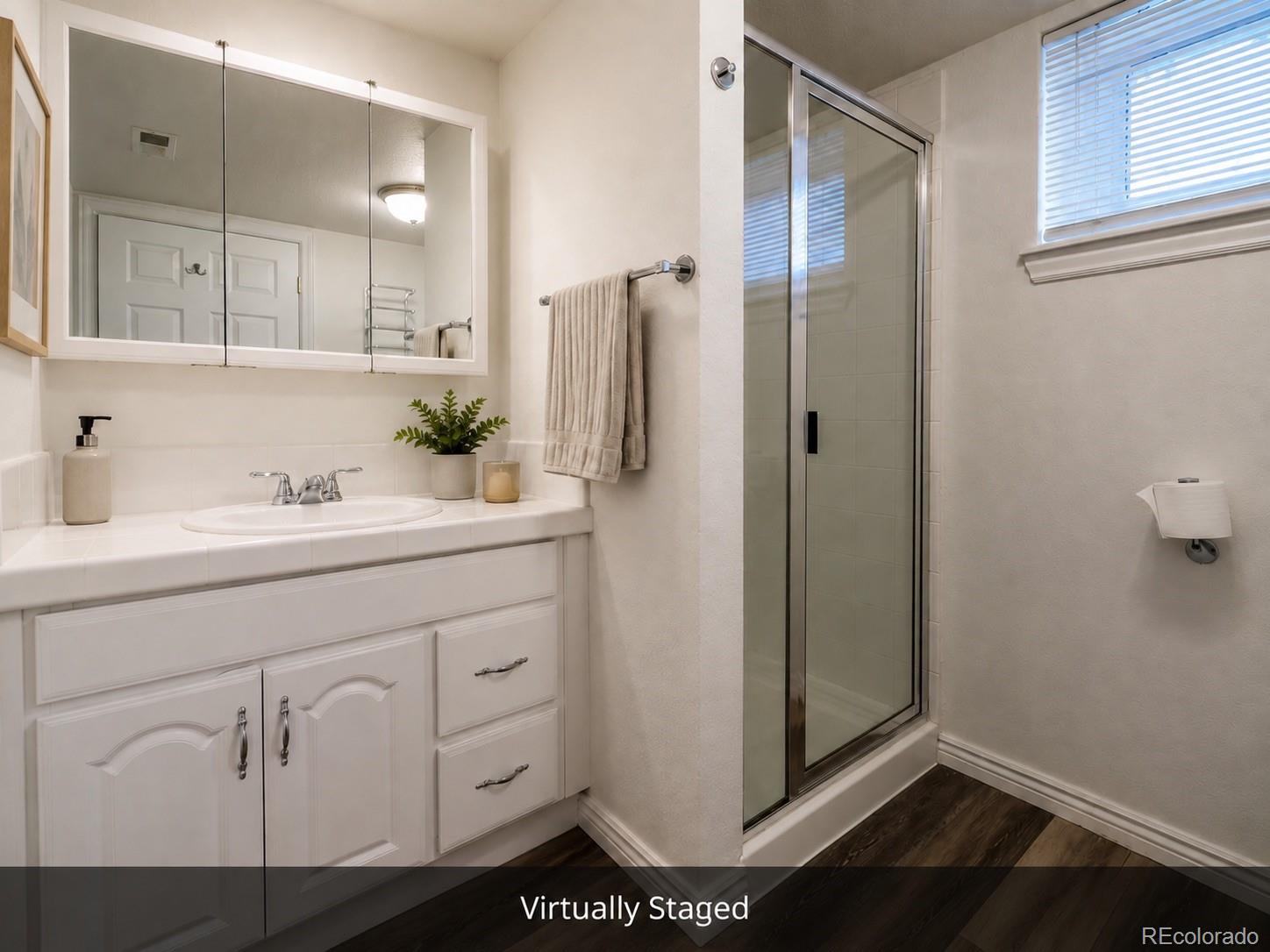MLS Image #10 for 2635 s cherokee street,denver, Colorado