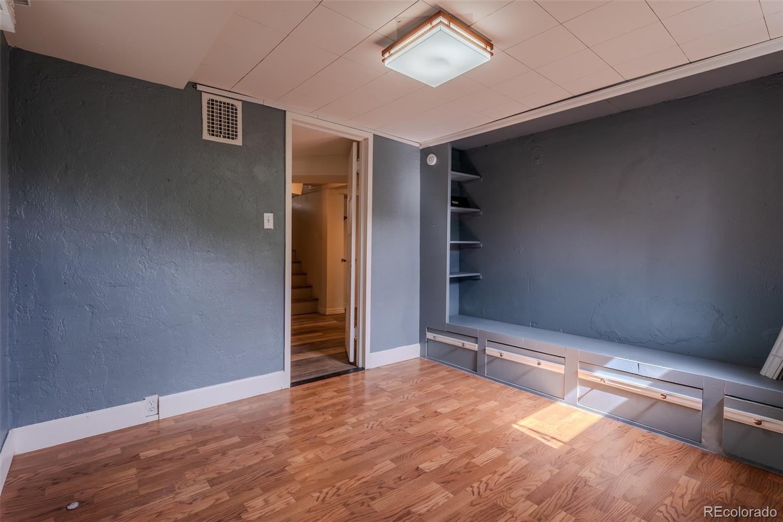 MLS Image #16 for 2635 s cherokee street,denver, Colorado