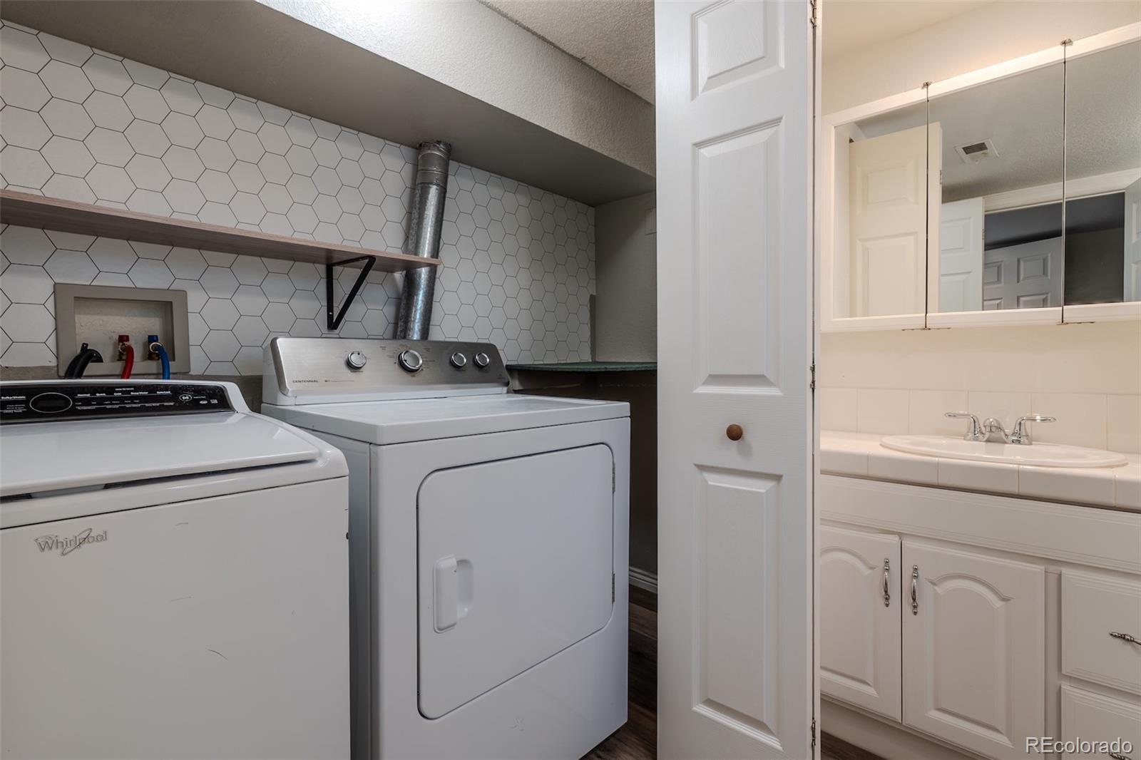 MLS Image #19 for 2635 s cherokee street,denver, Colorado