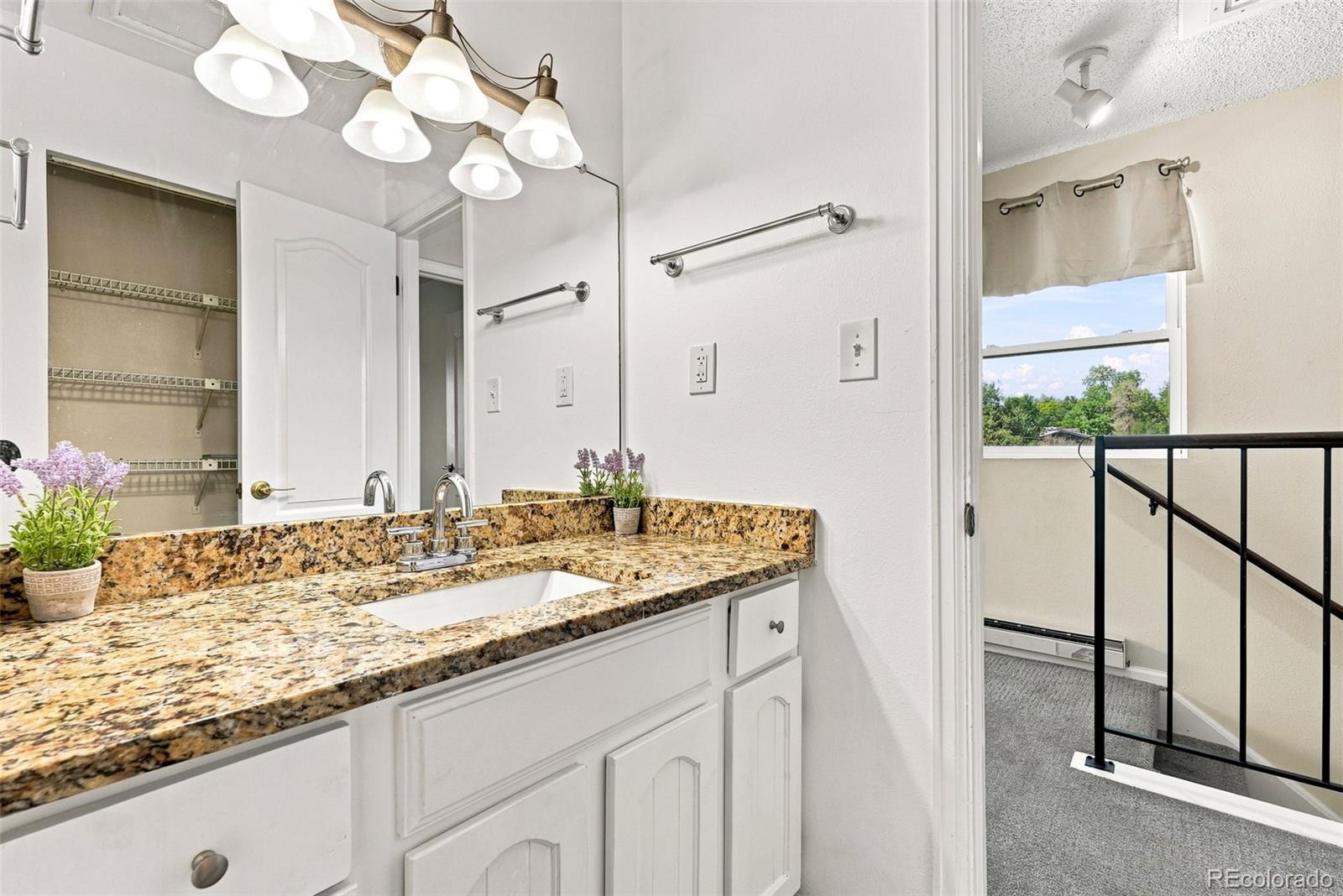 MLS Image #18 for 906 s yukon street,denver, Colorado