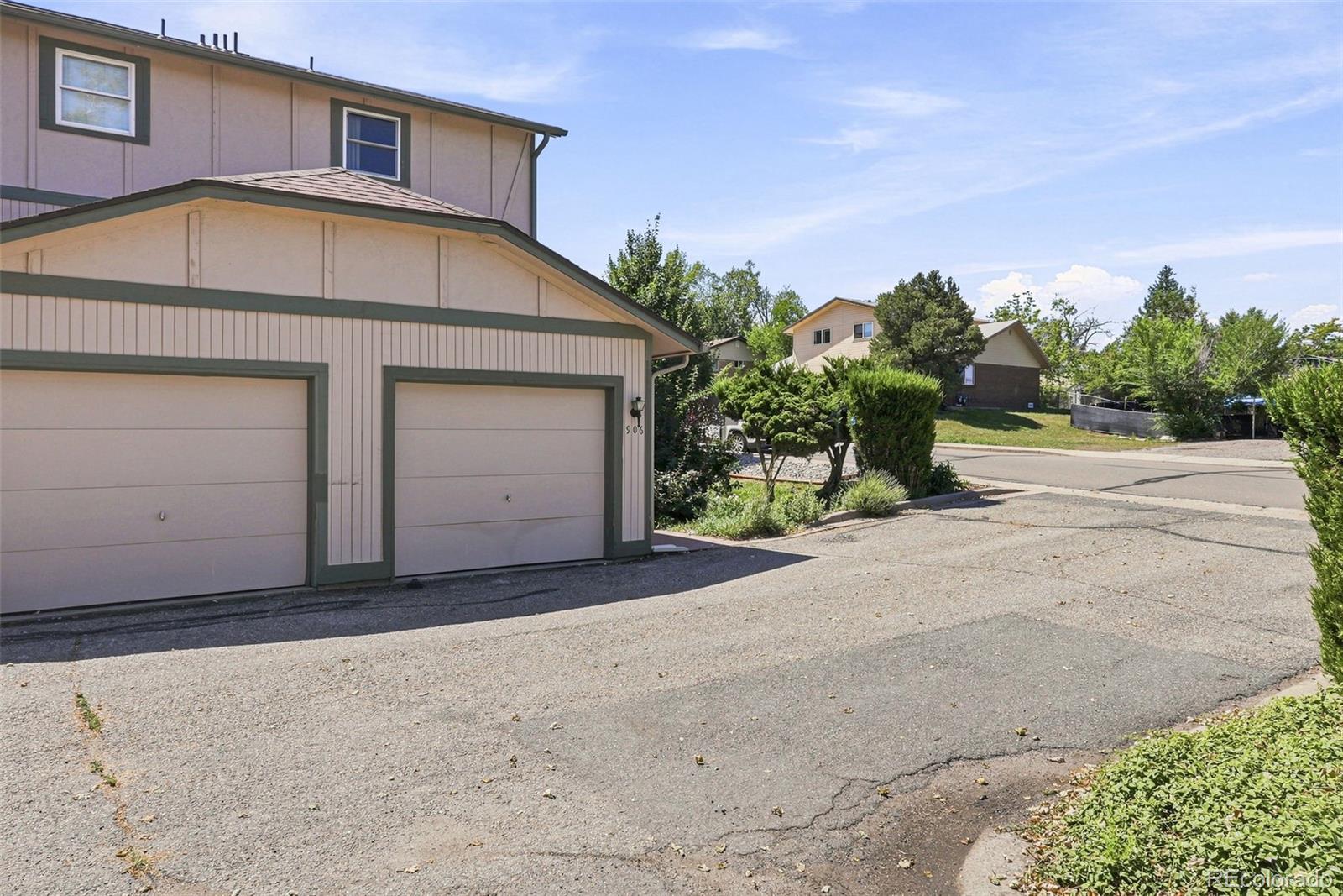MLS Image #2 for 906 s yukon street,denver, Colorado