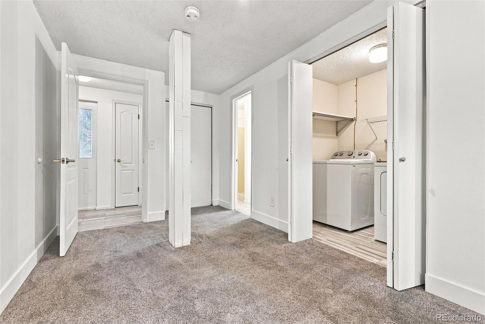MLS Image #22 for 906 s yukon street,denver, Colorado