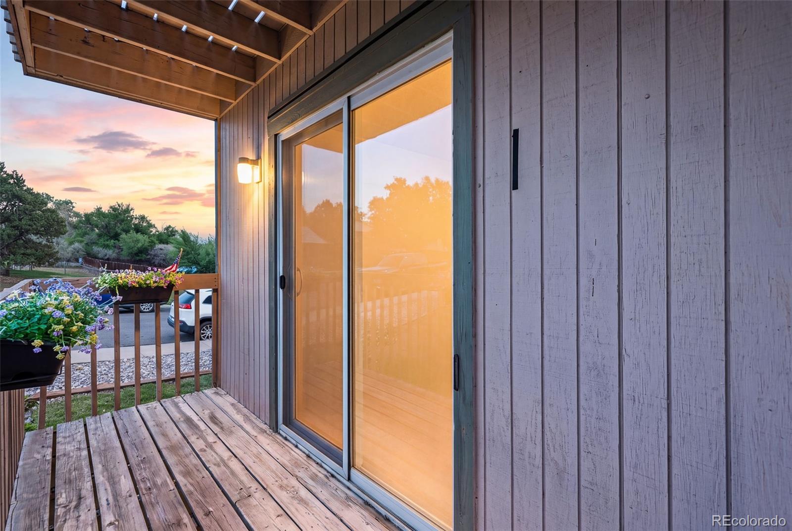 MLS Image #27 for 906 s yukon street,denver, Colorado