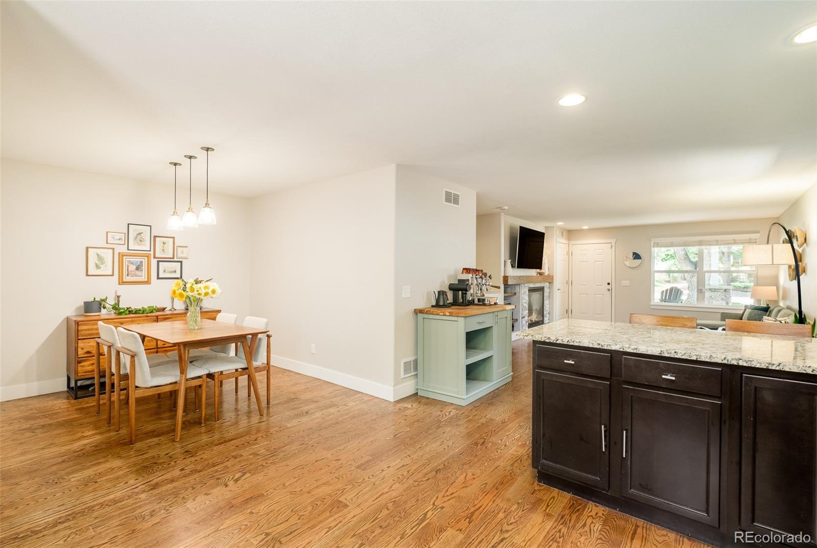 MLS Image #12 for 2210 s humboldt street,denver, Colorado