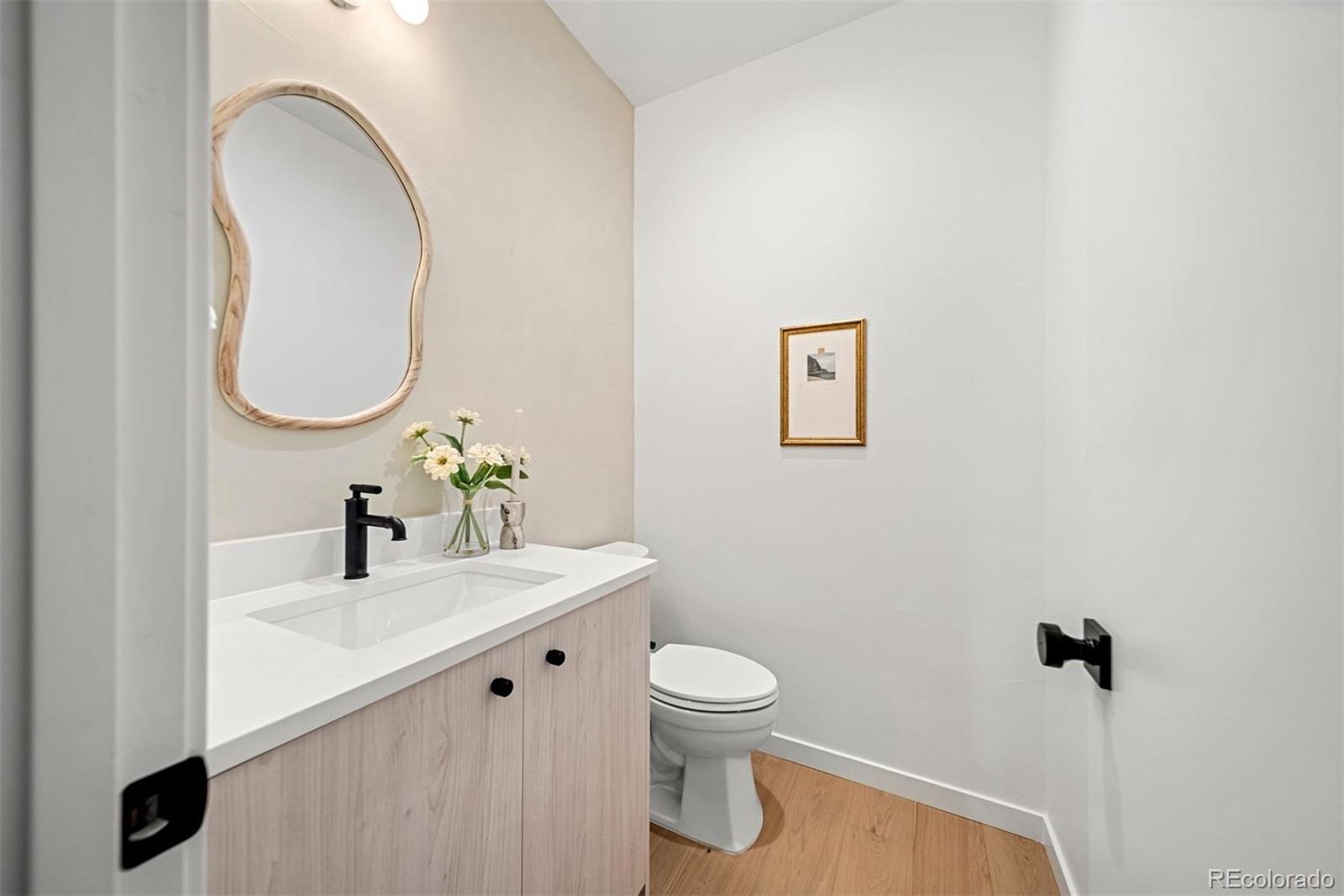 MLS Image #13 for 2357 s bannock street,denver, Colorado