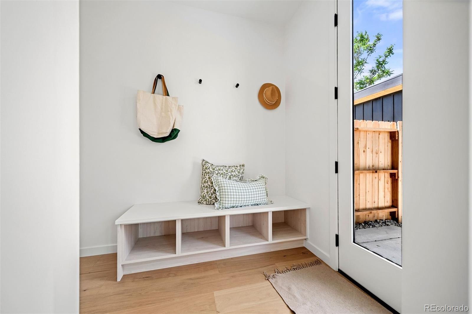 MLS Image #14 for 2357 s bannock street,denver, Colorado