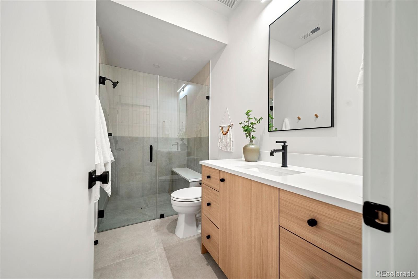 MLS Image #42 for 2357 s bannock street,denver, Colorado