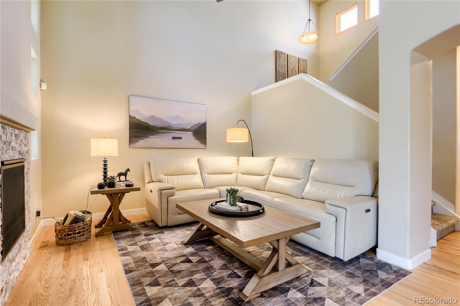 MLS Image #2 for 6617 s forest way,centennial, Colorado