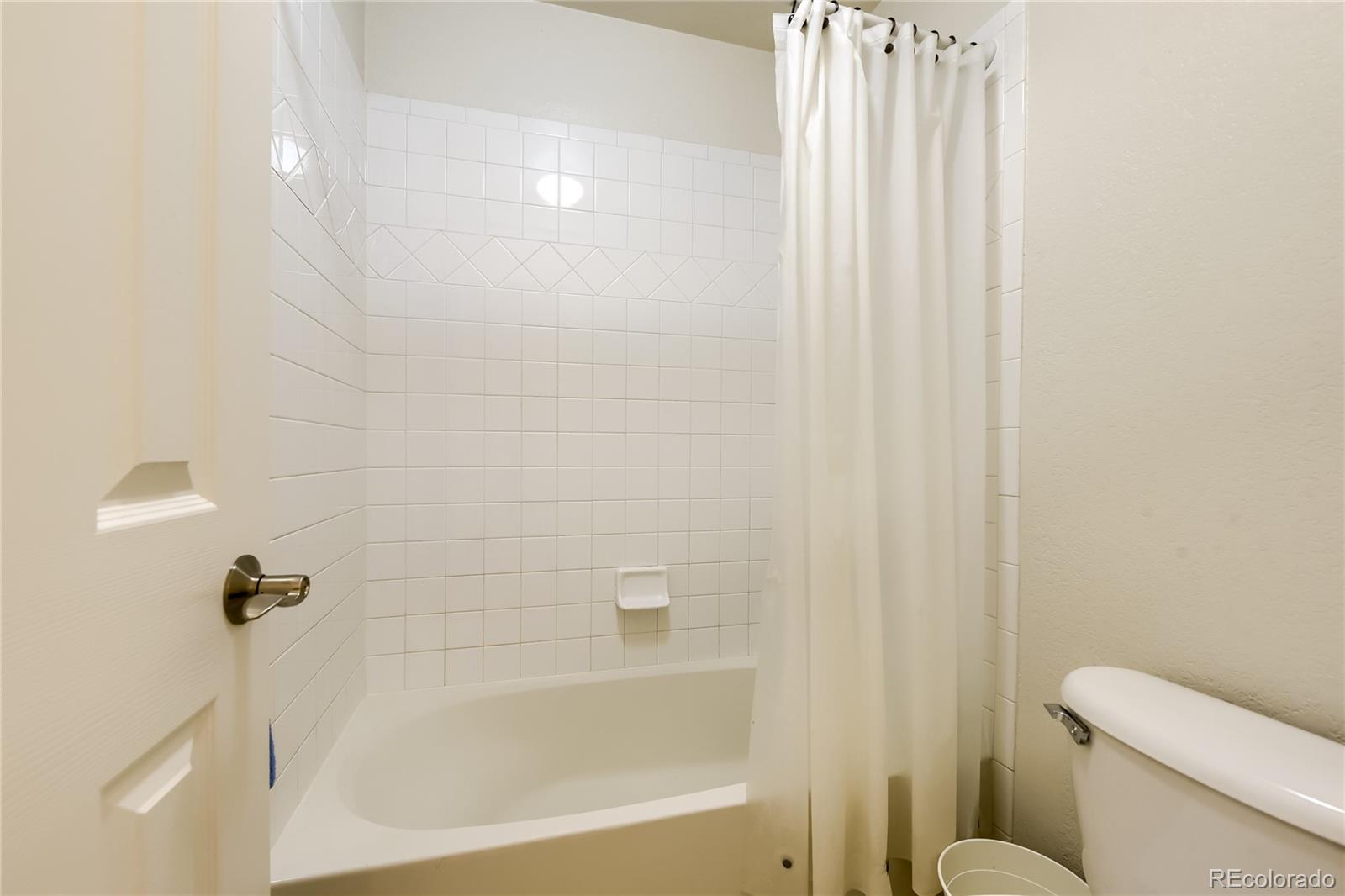 MLS Image #20 for 6617 s forest way,centennial, Colorado