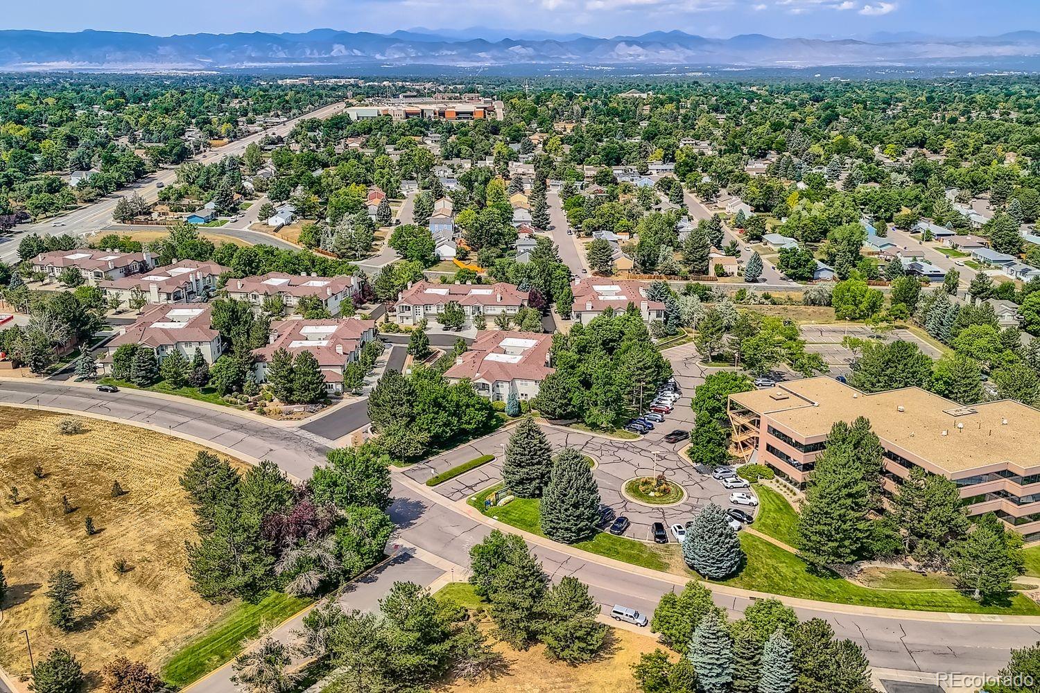 MLS Image #32 for 6617 s forest way,centennial, Colorado
