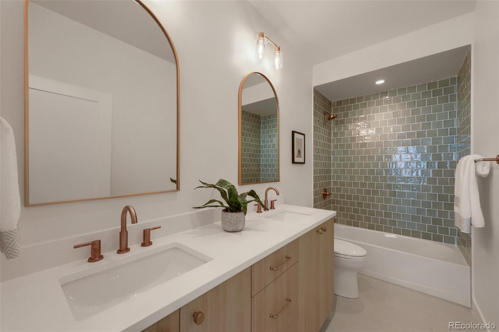 MLS Image #23 for 2175 s humboldt street,denver, Colorado