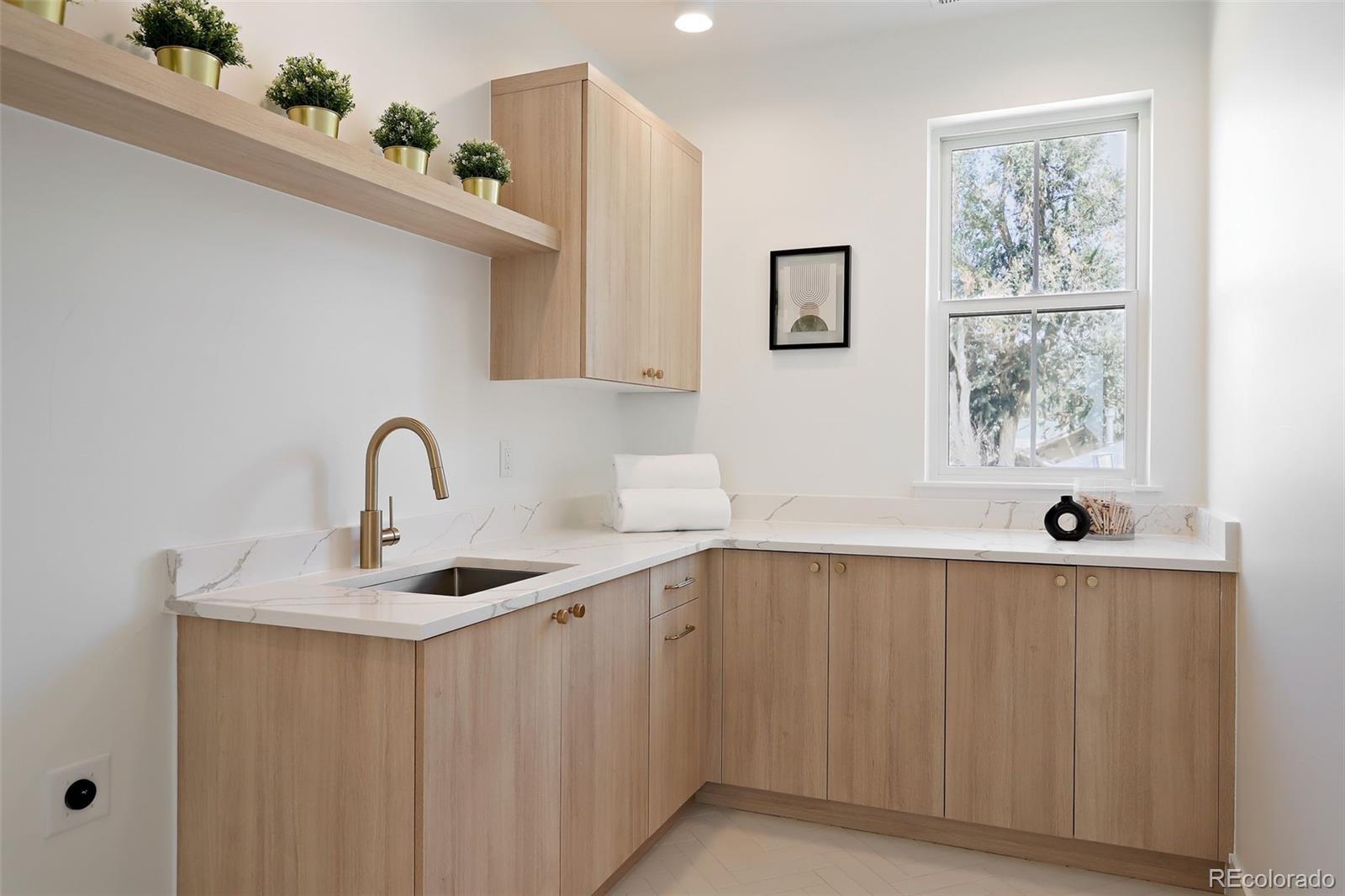 MLS Image #27 for 2175 s humboldt street,denver, Colorado