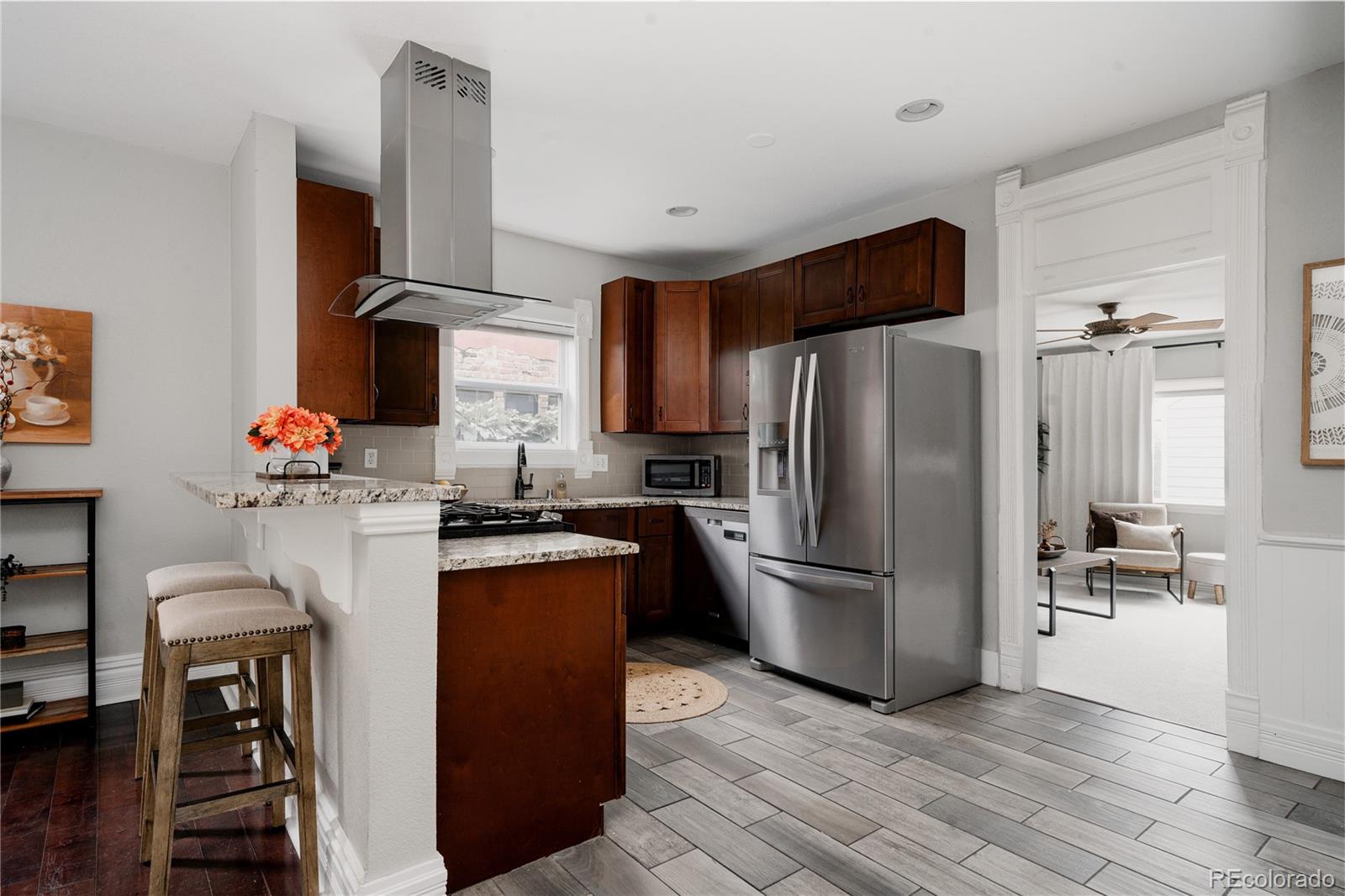 MLS Image #4 for 3842 n high street,denver, Colorado